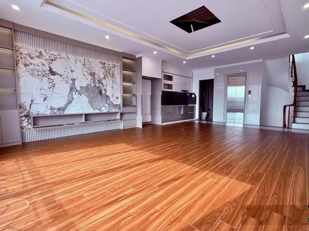 Bán nhà siêu hiếm 6 tầng thang máy full nội thất ô tô vào nhà khu vip bồ đề