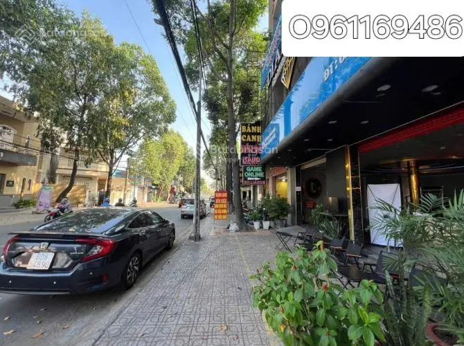 Cần Bán Nhà Mặt Tiền Dương Tử Giang TP Biên Hòa Đang Có Sẵn Dòng Tiền Cho Thuê 600tr/ Năm