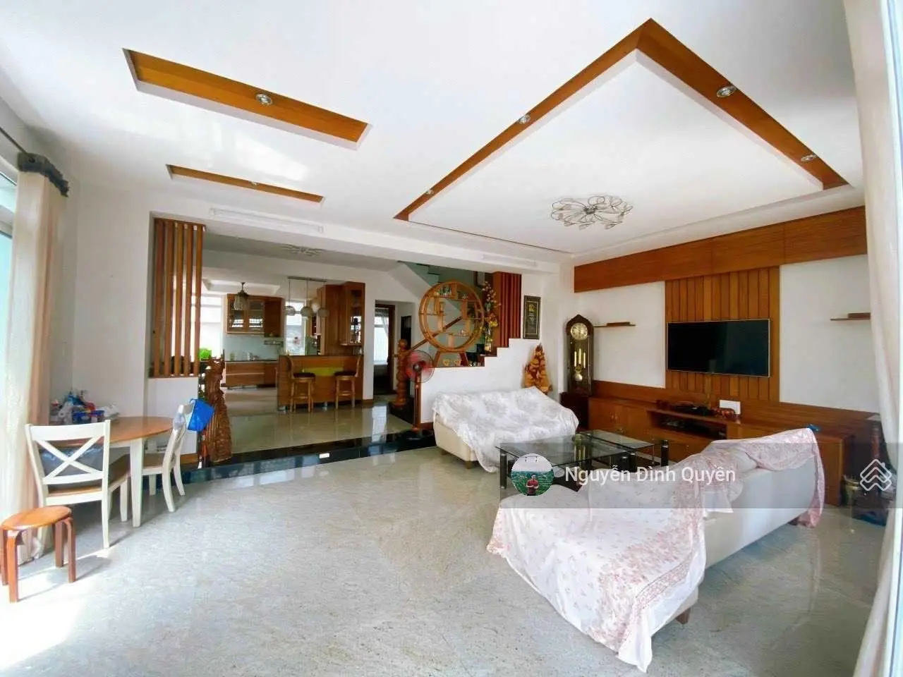 Biệt thự ngay công viên - hầm 3 lầu DT: 8 x 20m - đường Cao Đức Lân - Quận 2 - chỉ 31,5 tỷ