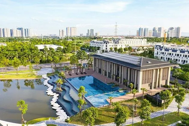Em Thảo có cặp song lập liền khối và rời khối, vị trí đối diện trường học liên cấp Đoàn Thị Điểm