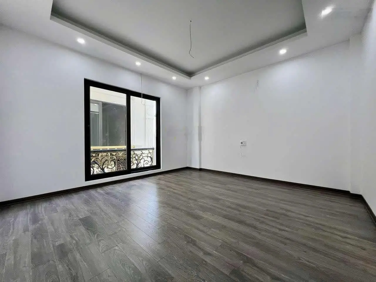 Bán nhà- đại mỗ- ngõ ô tô- 33 m 2- 5 tầng -mt 6m xây mới - ful nội thất- dân trí cao- tiện ích ngập