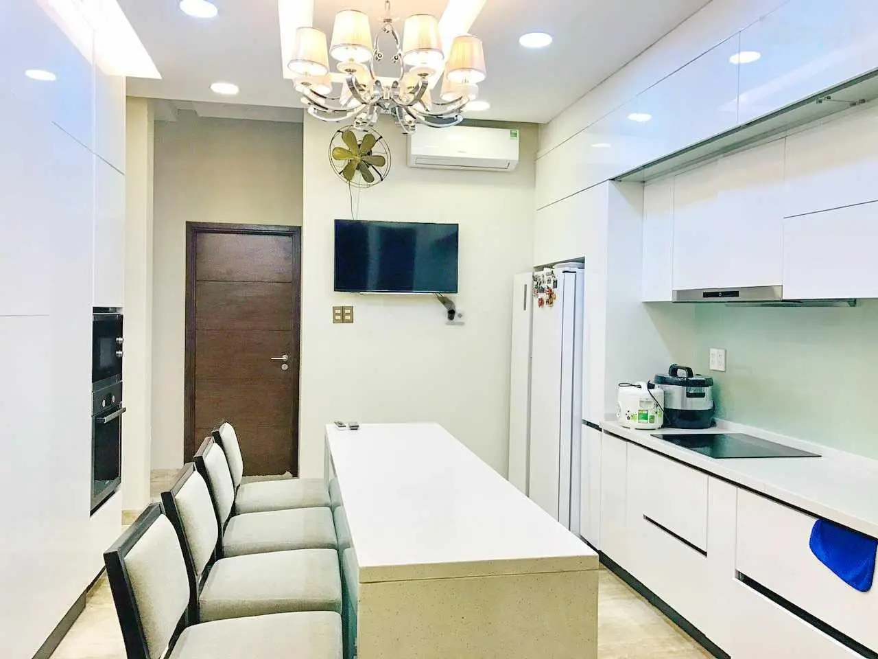 Bán nhanh BT DTS 689m2 đẳng cấp MT KDC Kiều Đàm Q7 - 55 tỷ
