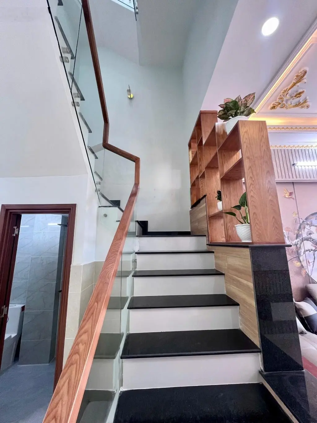 Mua bán nhà đất lò lu quận 9, trường thạnh, quận 9, 3 tầng, hoàn công đủ 60,4 m2_giá chỉ 5,6 tỷ