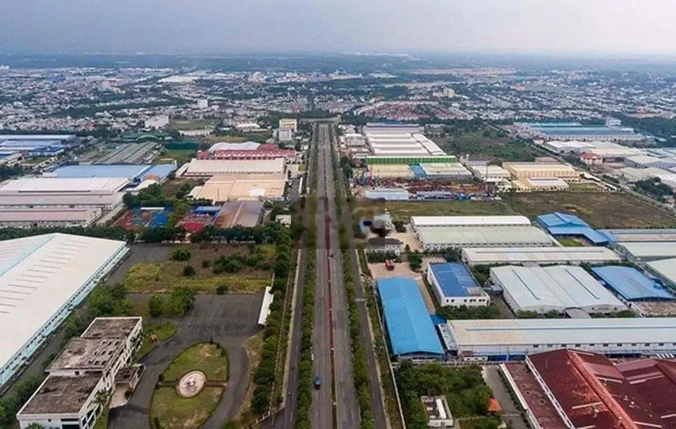 chính chủ bán lô thổ cư,sổ sẵn để xây trọ,xưởng ngay KCN Đồng Xoài 1,2