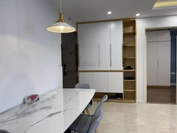 Bán căn hộ 2 phòng ngủ tòa C7 Vinhomes D'capitale, sổ lâu dài, view bể bơi