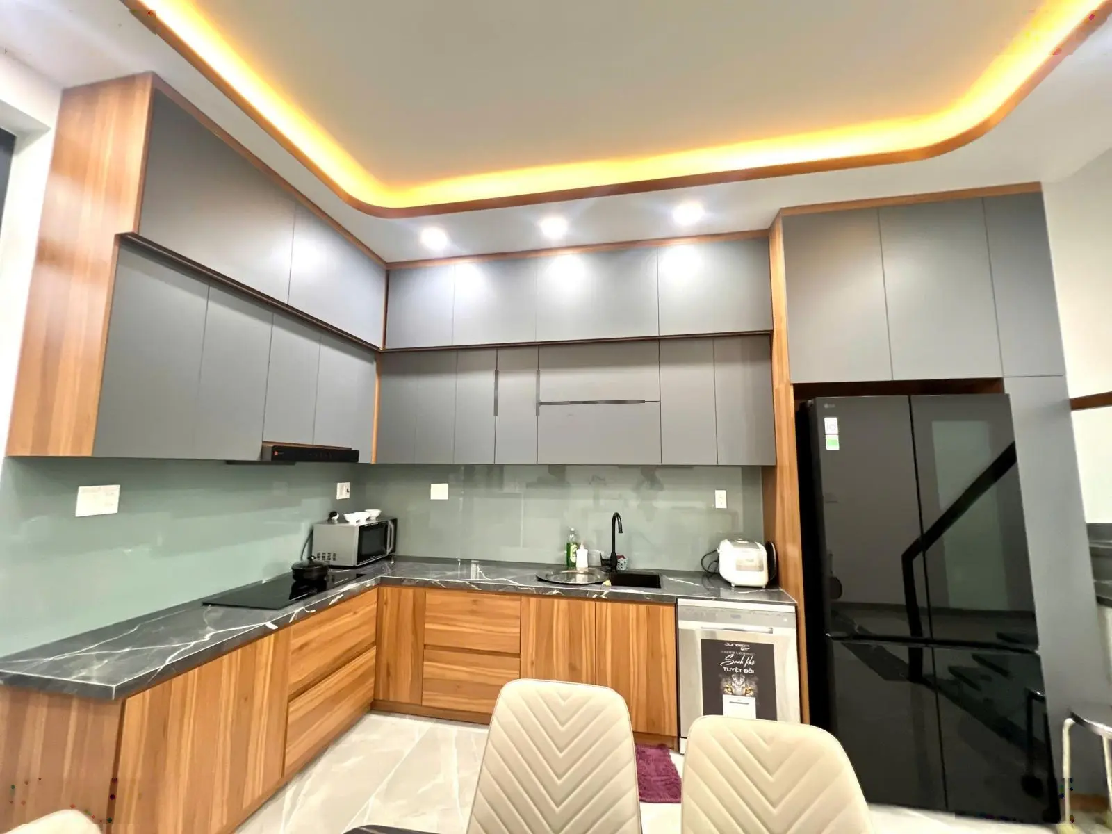 Cần bán nhà Hà Quang 2 mới xây xong siêu đẹp