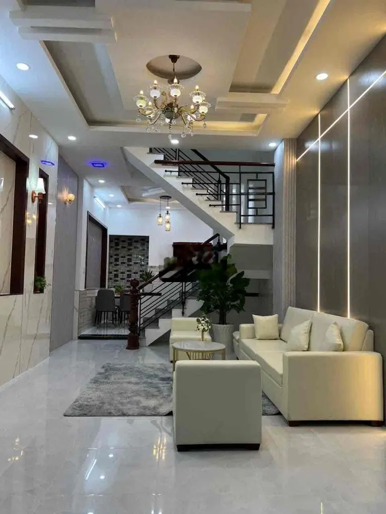 Cần Bán Nhà 3 lầu,4x13,,4tỷ680tr,Lê văn khương,q12