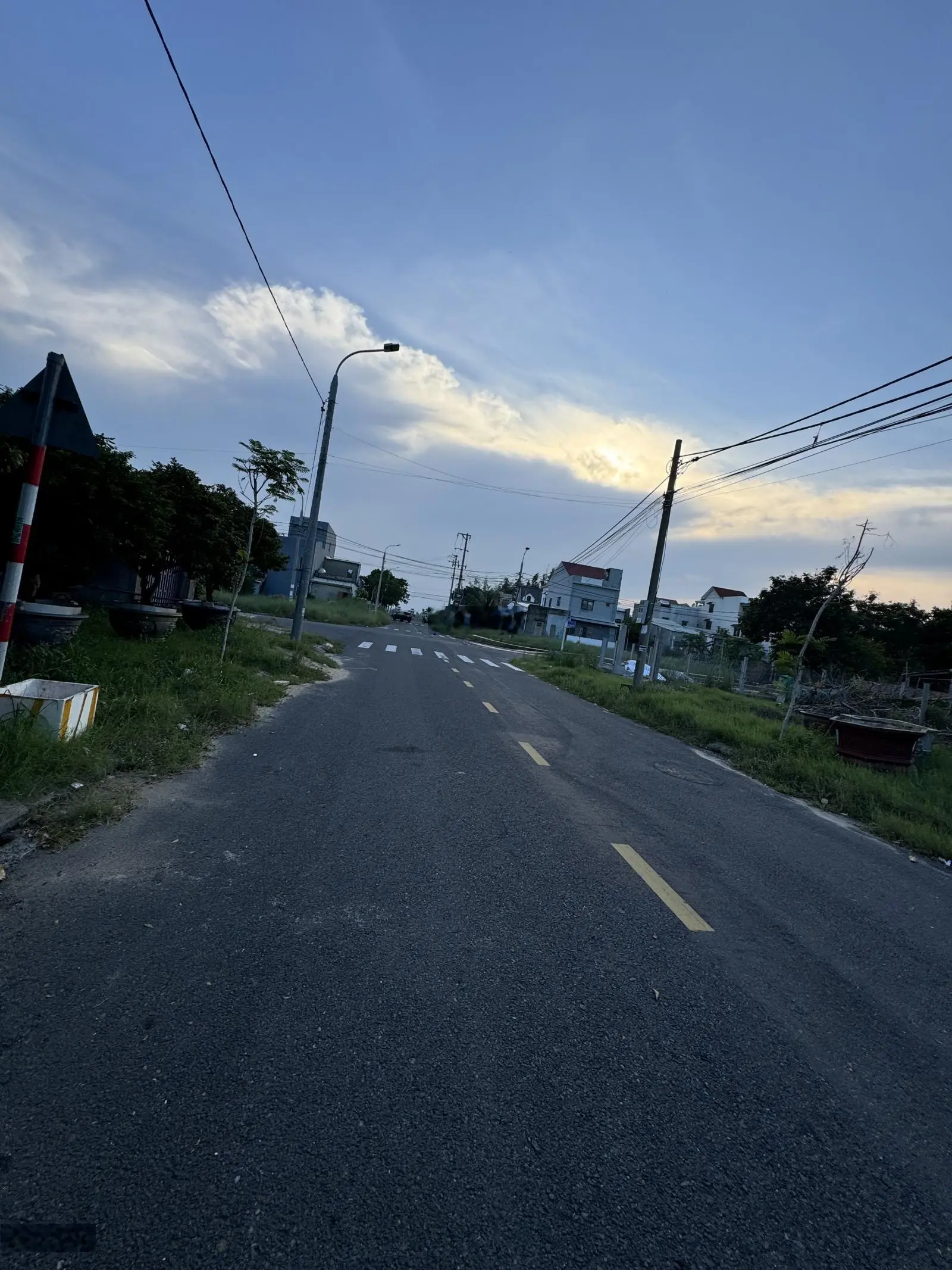 Chính chủ bán lô đất đường 7.5m view công viên,đối lưng dãy biệt thự Sông Cổ Cò