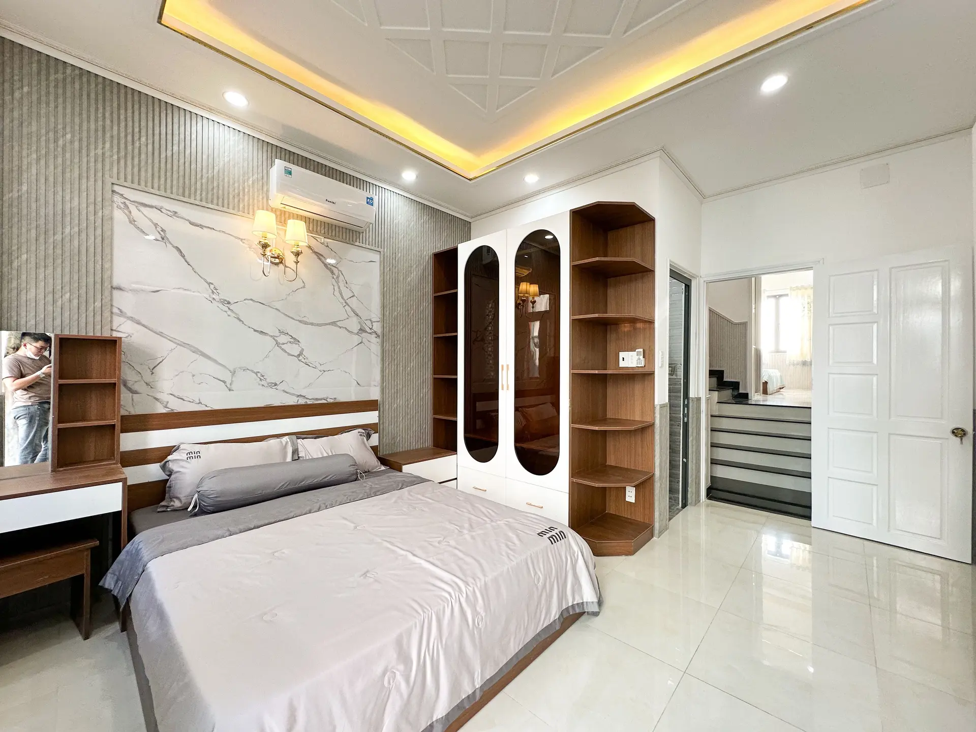 Nhà mới mặt tiền kinh doanh - DT 4x17m - 1 trệt 1 lửng 2 lầu 4PN 5WC - đường 6m nhựa