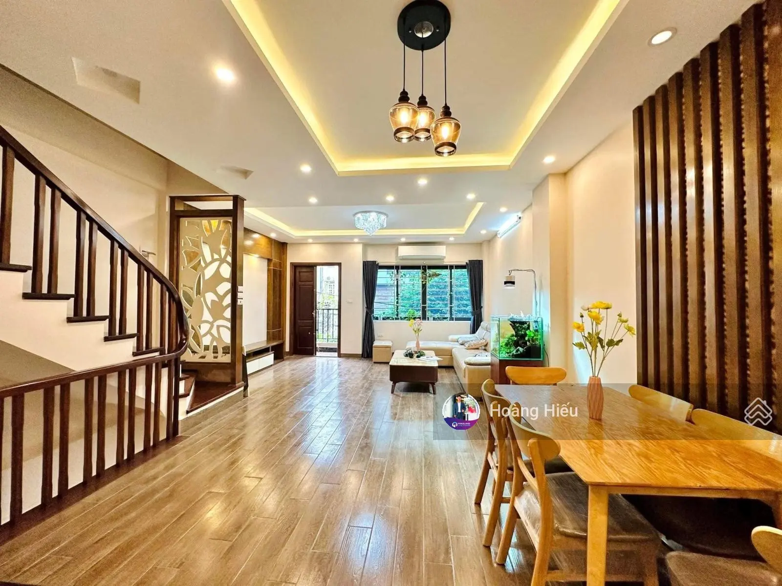 Thật 100%, bán nhà Khương Đình, Thanh Xuân, sát mặt phố, ngõ to thoáng, tặng nội thất, 48m2, 5 tầng