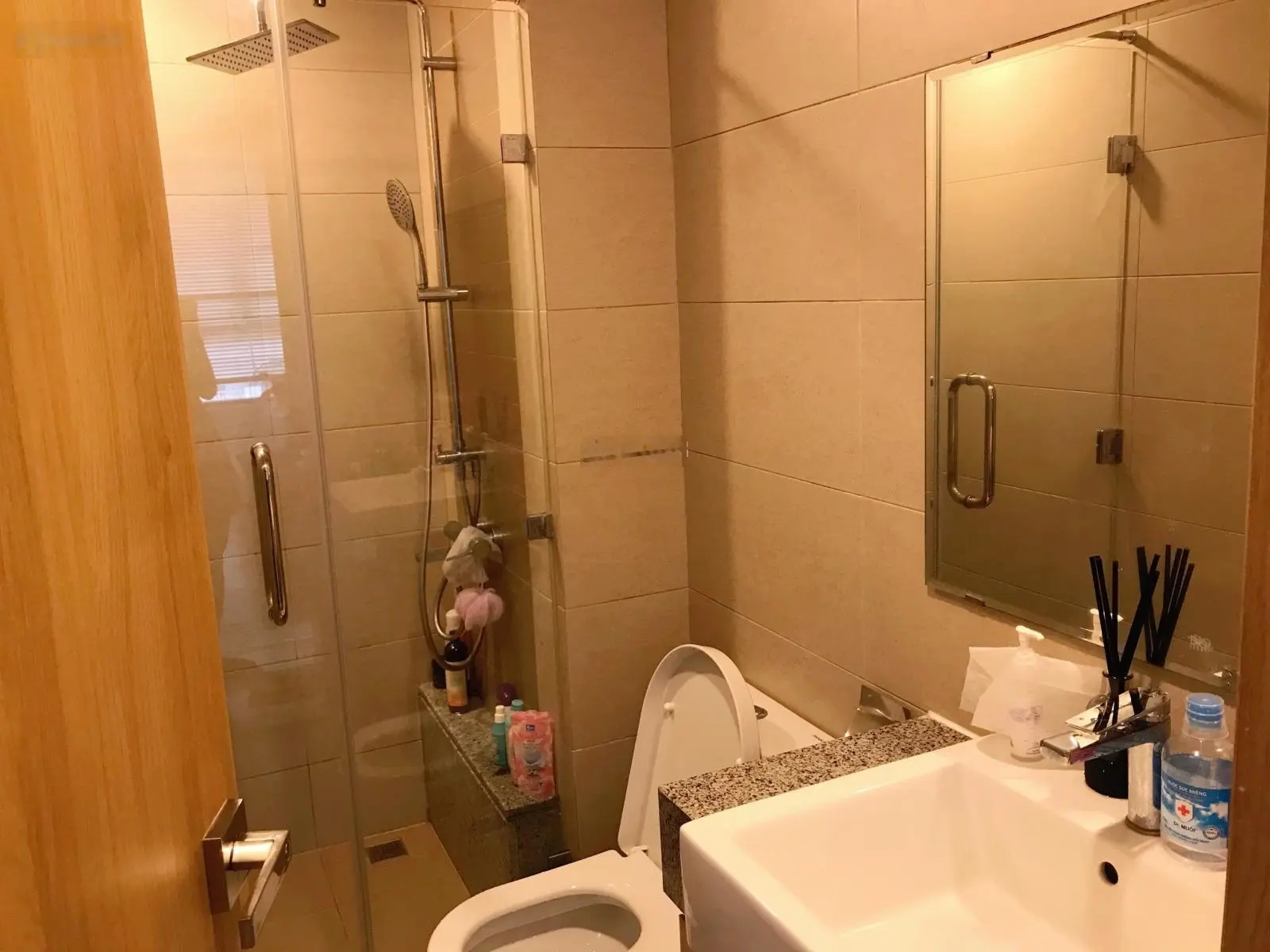 Cần tiền bán gấp căn hộ Emerald gần Aeon Mall Tân Phú, DT 71m2 - 2PN - 2WC giá 3,4 tỷ bao thuế phí
