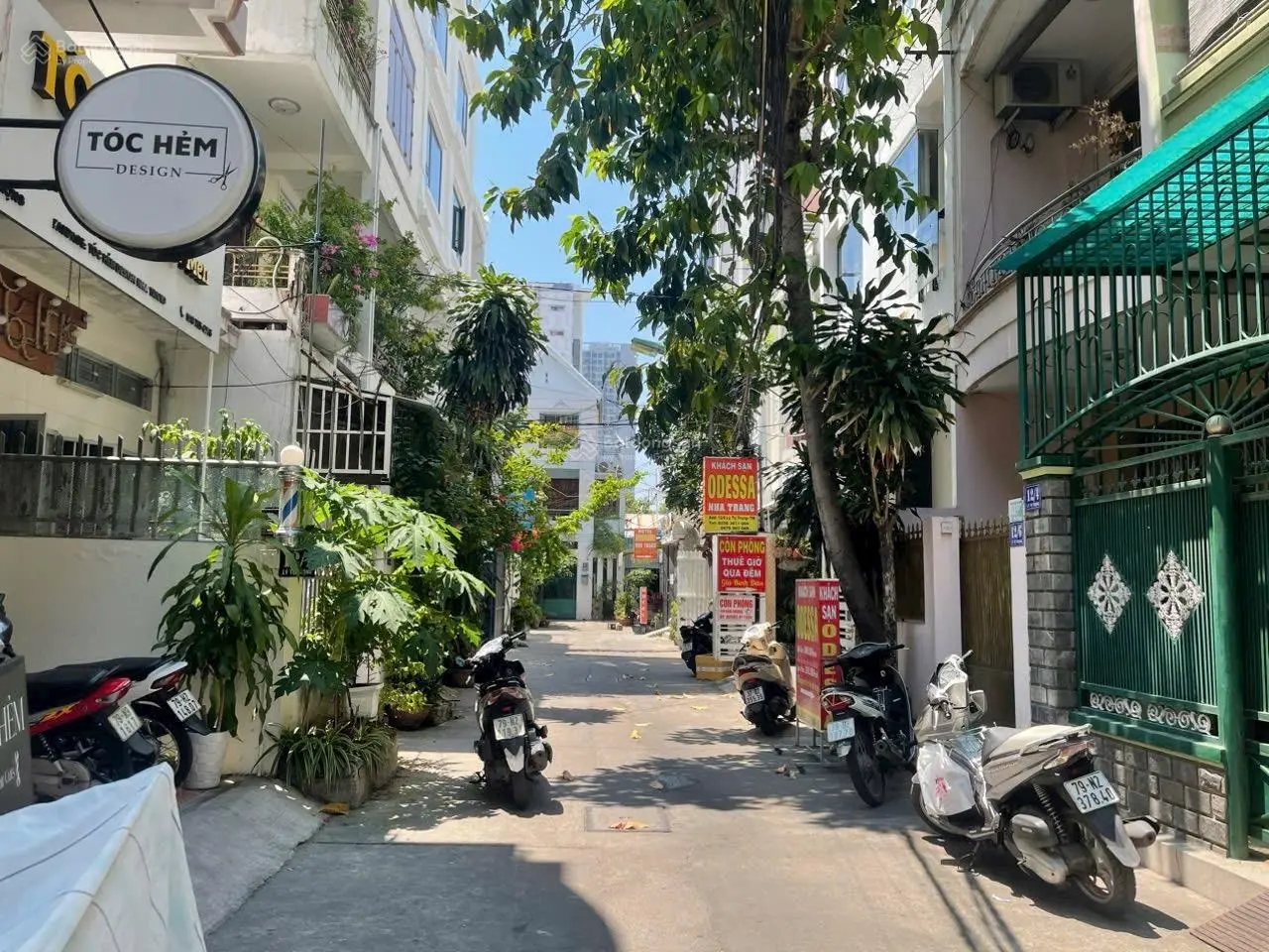 Bán nhà 3 tầng đường Lý Tự Trọng cách biển tầm 100m lh: 0762.111.113