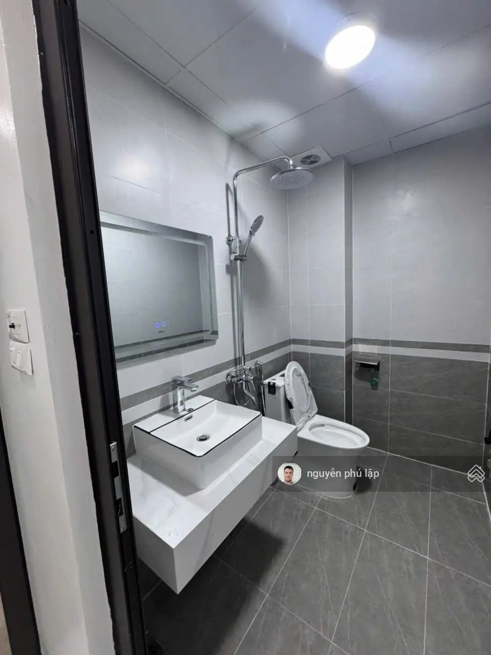 Cực hiếm! Chủ nhà bán gấp dọc Đại Lộ Thăng Long 3T*42m2, cách Mỹ Đình 10km giá 3,5 tỷ