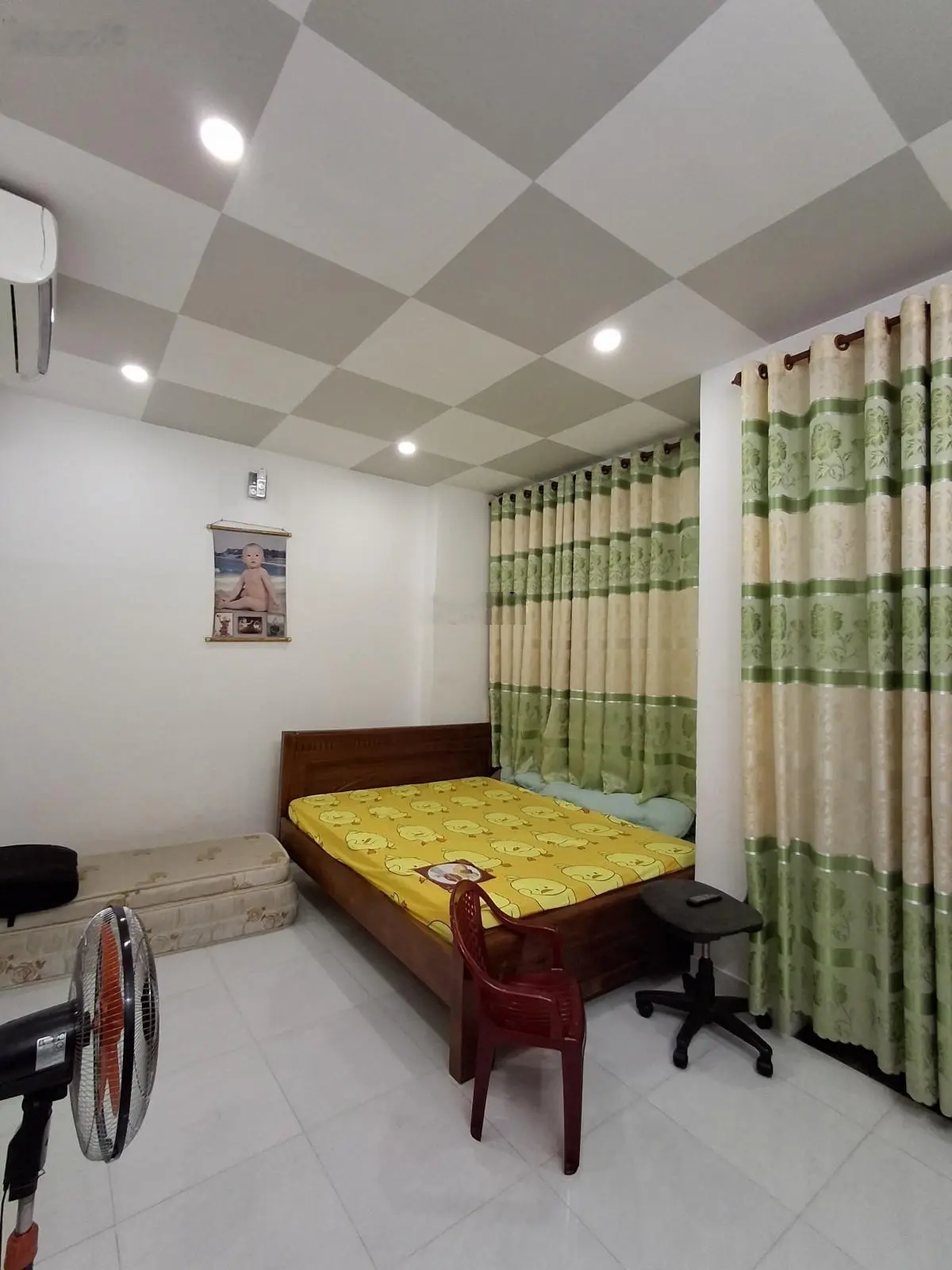 Nhà đẹp Hiệp Bình Chánh, 66m2, 3 tầng, hẻm xe hơi 5m, sổ hoàn công đủ, chỉ hơn 6 tỷ
