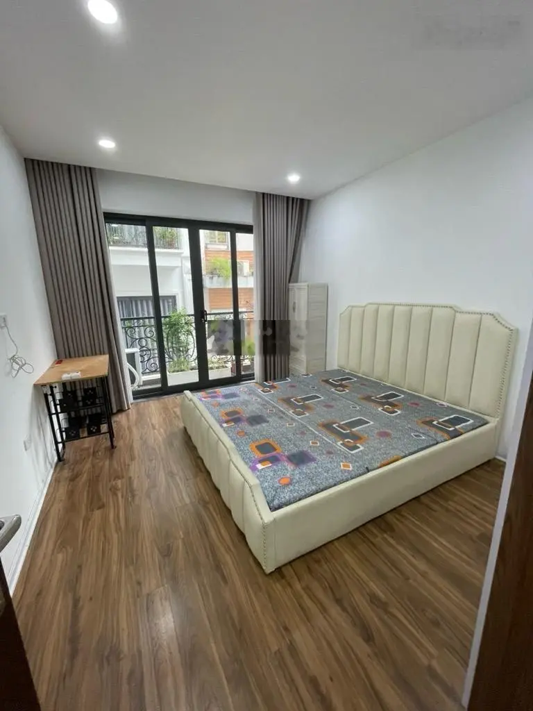 Bán nhà Nguyễn Sơn phân lô - ô tô vào nhà - full nội thất - dân xây - ô chờ thang máy - ngõ thông