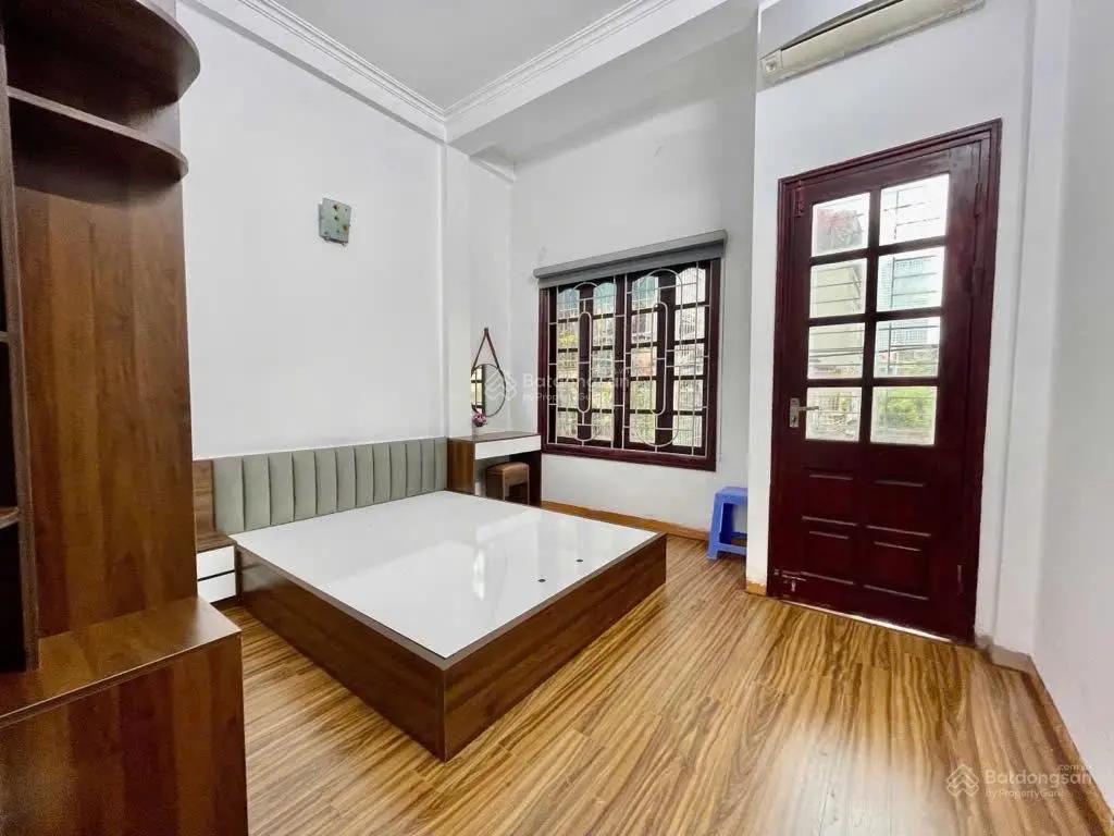 Nhà Ngô Quyền, Hà Đông ô tô đỗ cửa giá 7,9x tỷ nhà đẹp an ninh tốt lh: 0963 978 ***