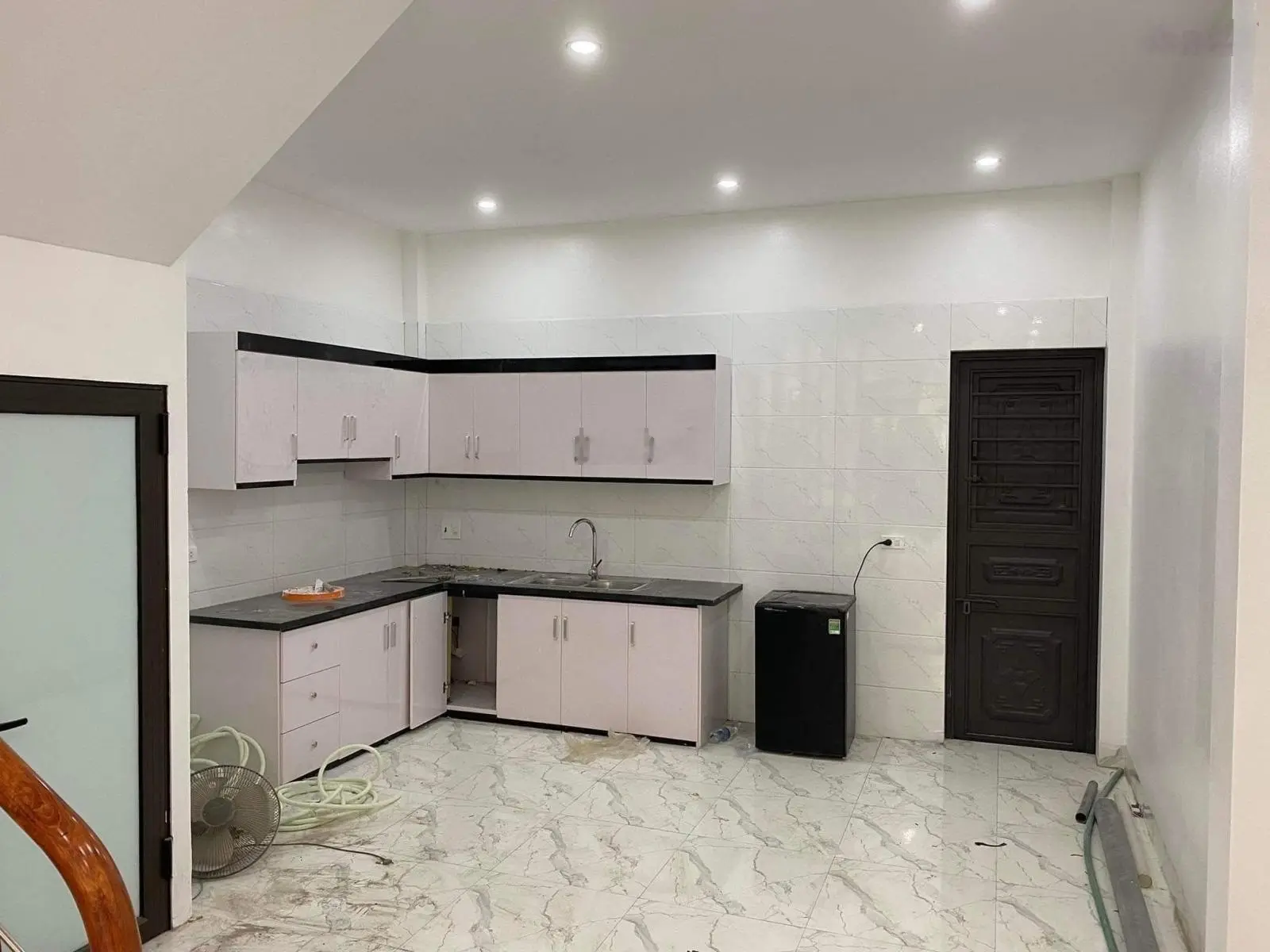 Bán nhà 3 tầng Cao Xanh giá chỉ 1tỷ9xxtr - 0962698922
