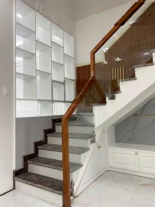 Bán nhà oto ngủ trong nhà. Hẻm 1806 Huỳnh Tấn Phát, Nhà Bè chỉ 6.5 tỷ