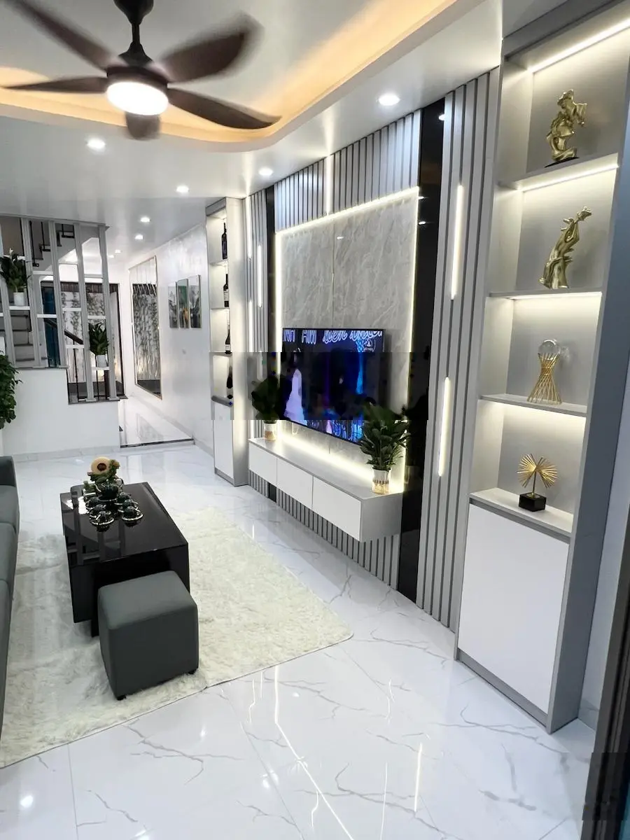 Thật 100-Bán Nhà khâm Thiêm - đống đa 40 m2 -4 tầng - 3.2 m mặt tiền - SIÊU PHẨM- 5.68 Tỉ