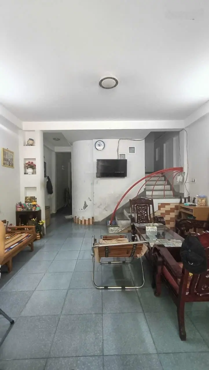 Sụp hầm, bán nhà MT đường 7.5m, sát ĐH Đông Á, 2 tầng, 85m2, Hải Châu, Đà Nẵng, nhỉnh 5 tỷ