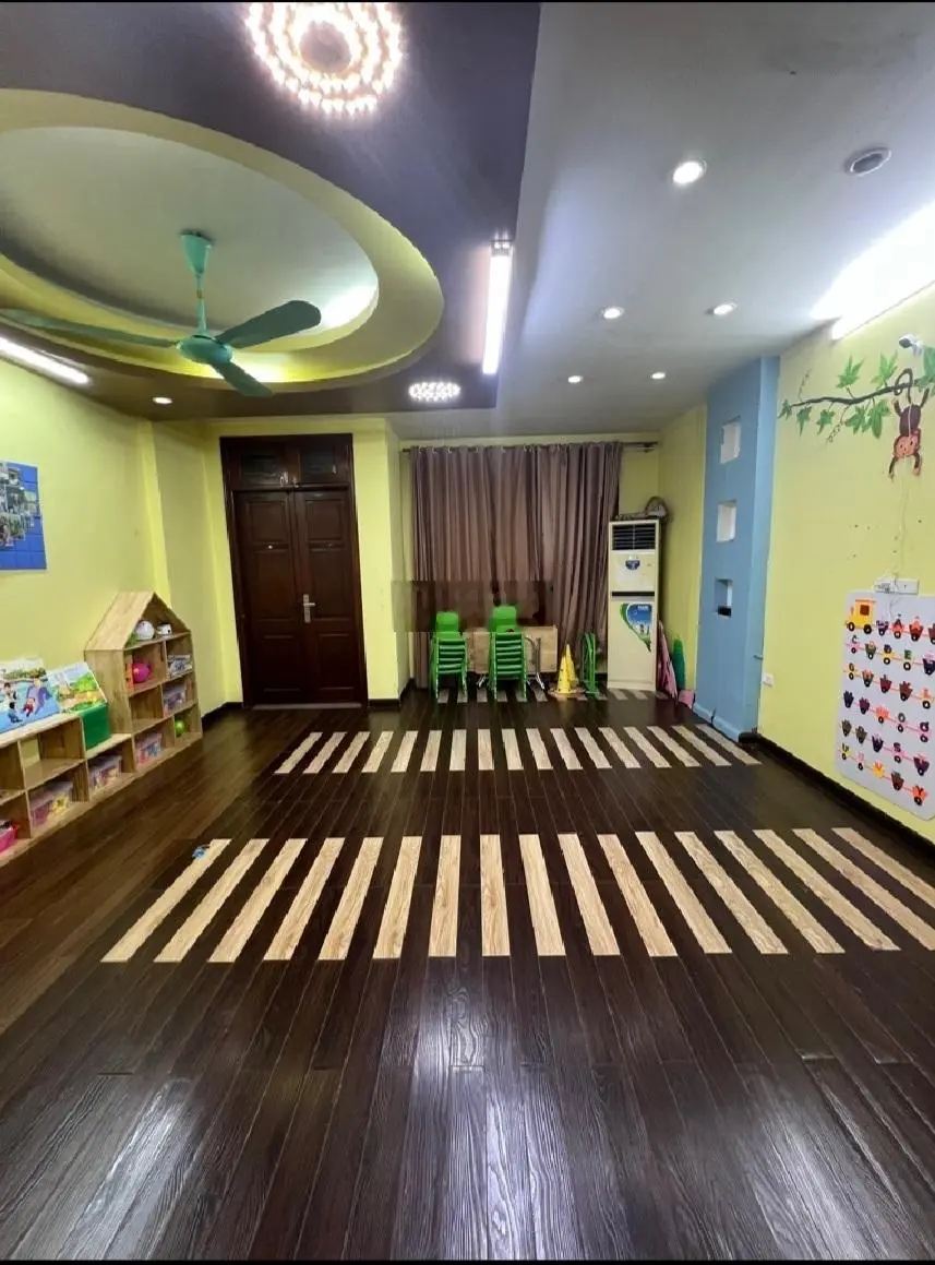 Bán Liền Kề siêu hiếm KĐT Văn Khê, 83m2, 4 tầng, mặt tiền 5m giá chỉ 15,75 tỷ