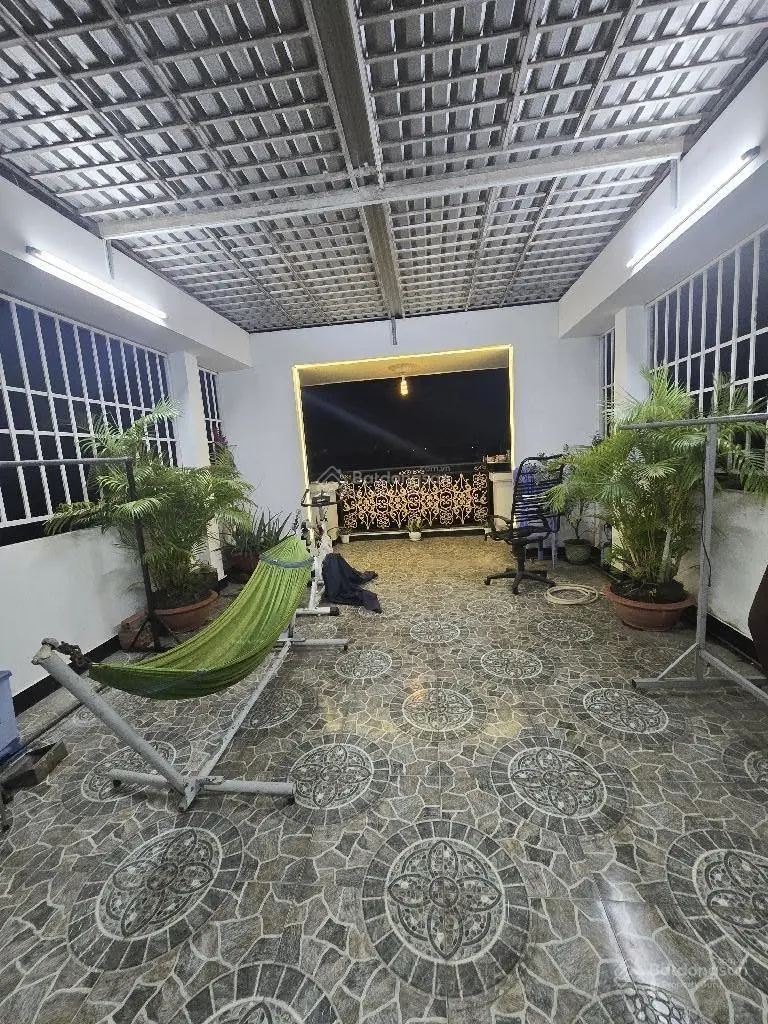 Bán nhà măt tiềN Dương Cát Lợi, Nhà Bè 5mx24m 5 tầng chỉ 12,4 tỷ