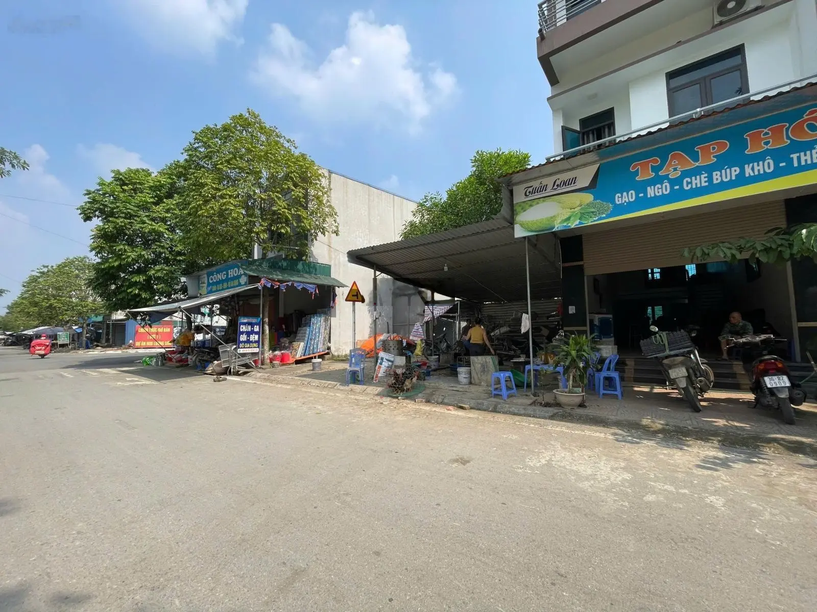 Cần bán 80m2 phố chợ Lương Sơn kinh doanh bất chấp