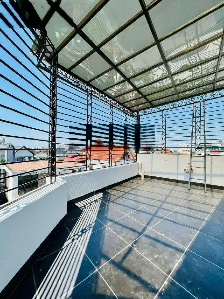 Hiếm Phố Trạm 42m2 x 5 tầng - ngõ ô tô thông - ô tô vào nhà