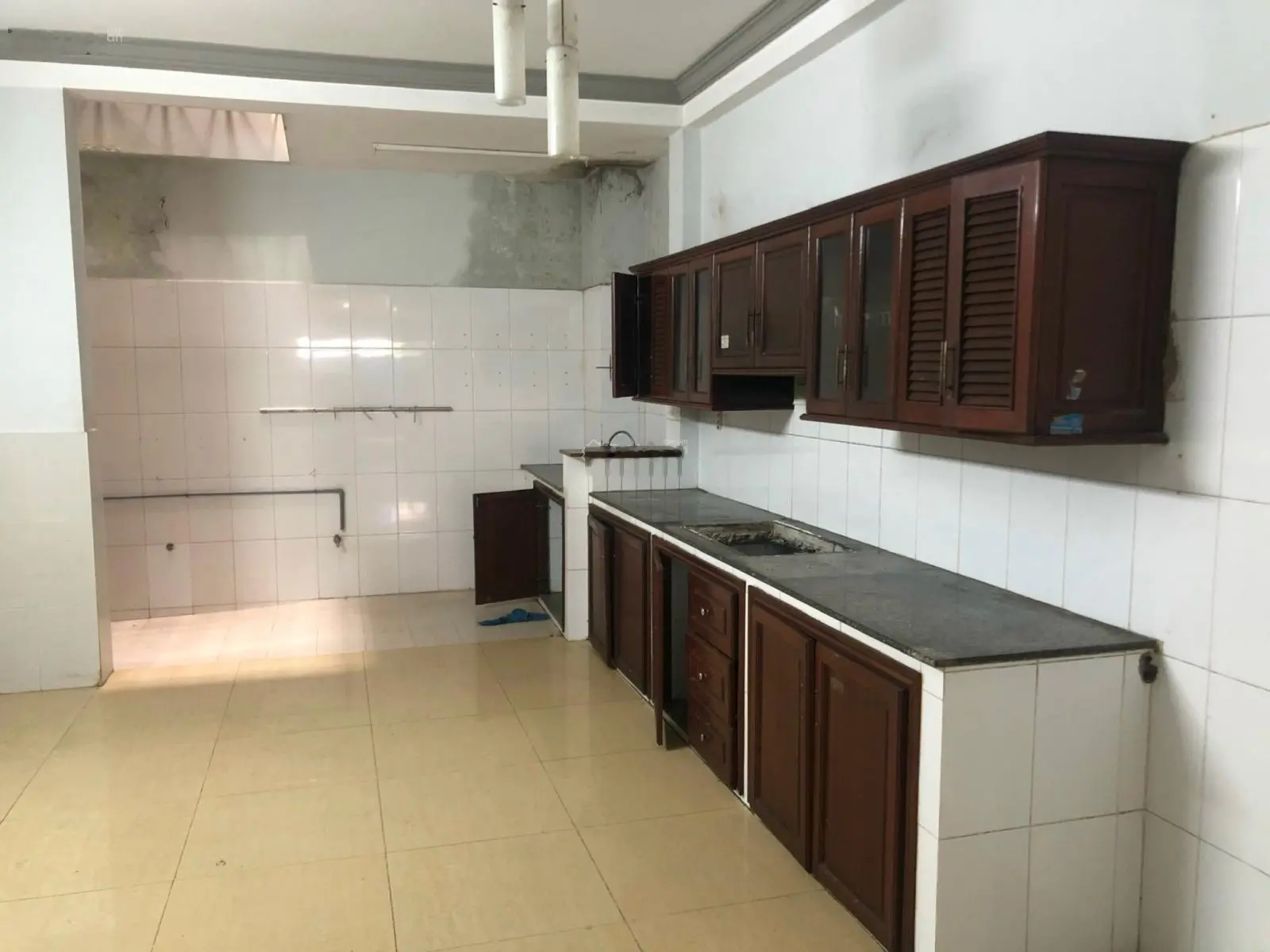 Độc quyền! MTNB Lê Lâm 4x19,5m - Đúc 3 lầu cứng (5PN, 6WC) - giá 10,8 tỷ