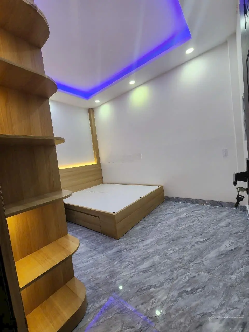 Nhà trệt lầu 2PN - 2WC, full nội thất cao cấp hẻm 435 Huỳnh Tấn Phát, Phường Tân Thuận Đông