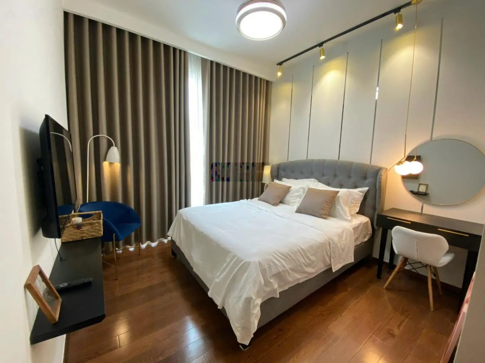 D'edge Thảo Điền: 2 bedr - 94m2, Full nội thất. Giá 8,5 tỷ, cam kết rẻ nhất TT. Xem căn hộ 24/7