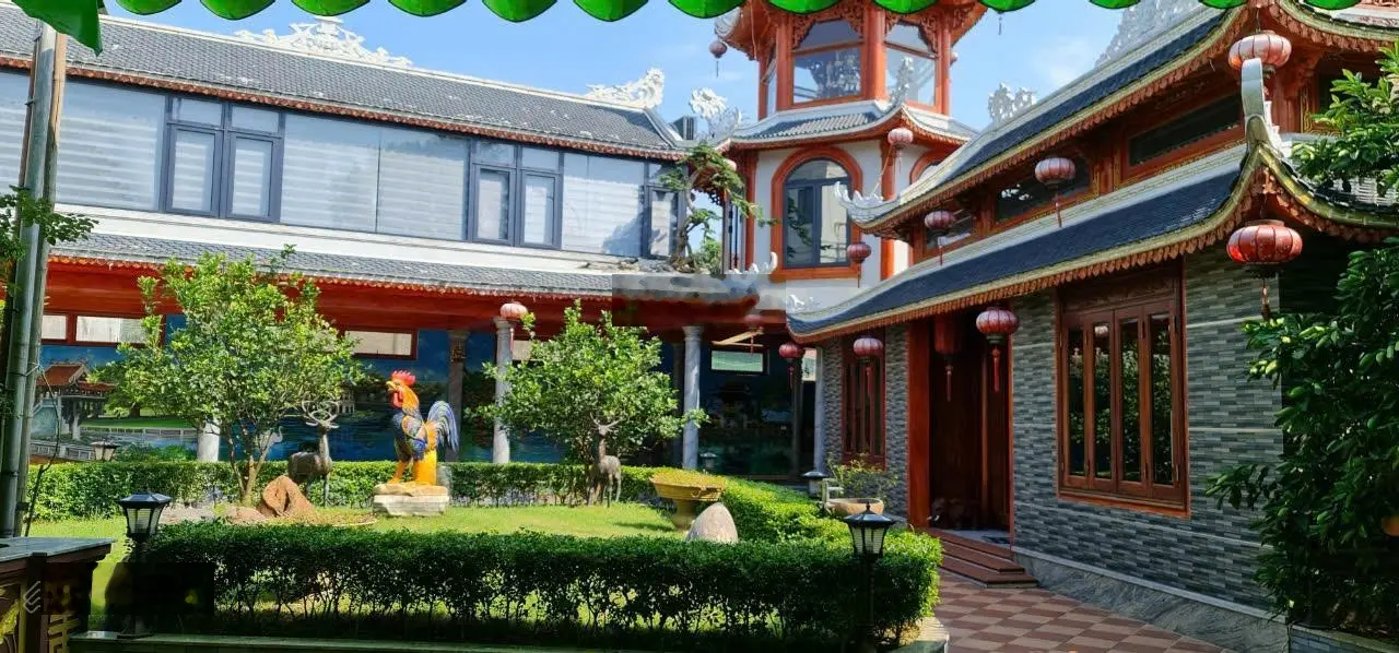 Bán gấp biệt thự Trung Hoa đường Nguyễn Du, TP Hà Tĩnh