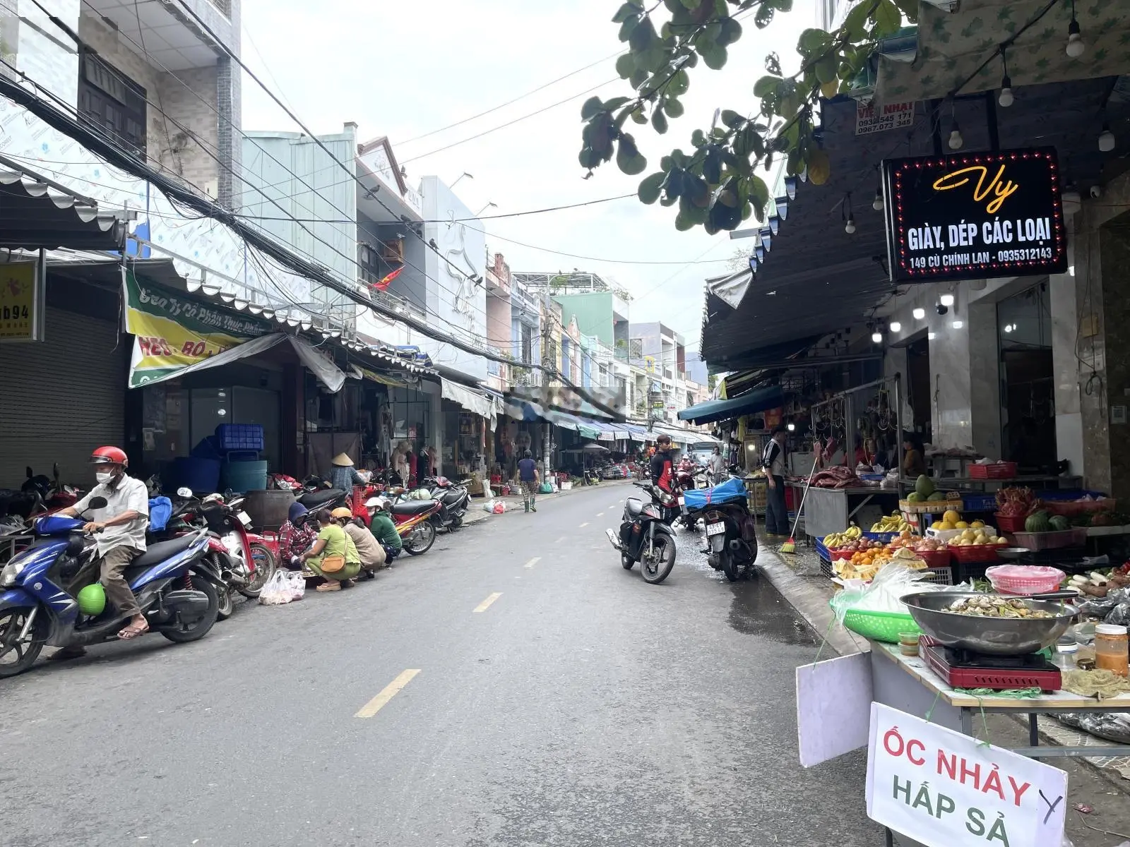 Bán nhà 3 mê mới đẹp Cù Chính Lan, ngay chợ đoạn vip