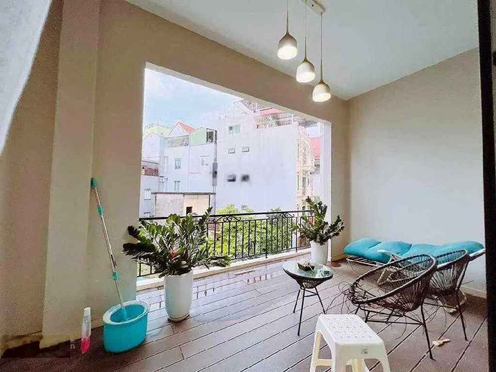 (DT 122m2 mặt tiền 10m) biệt thự 3 thoáng - sân vườn giá 24.2 tỷ đÔng Quan Nghĩa Đô Cầu Giấy