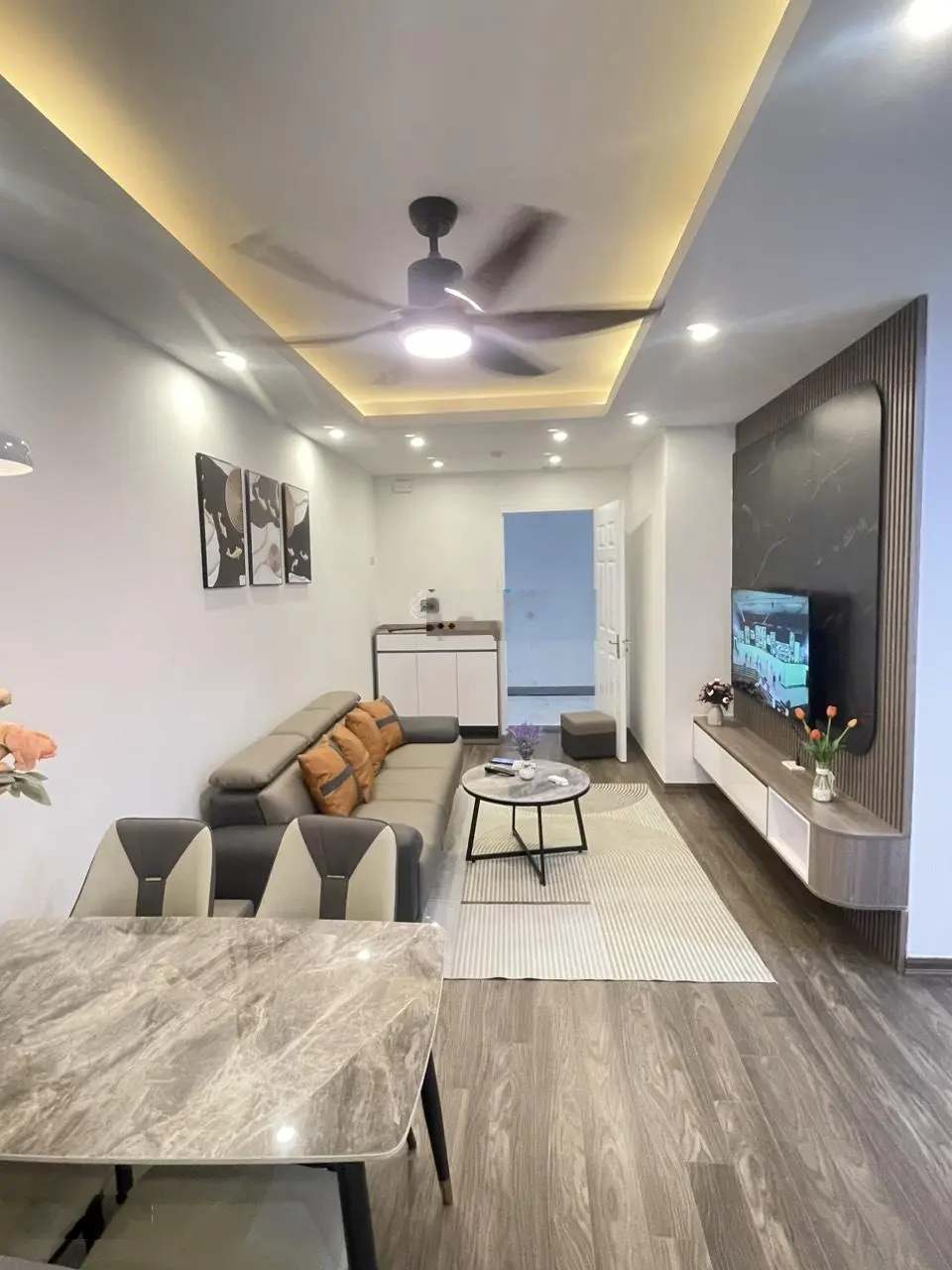 Em bán căn hộ tại HH Linh Đàm, tầng 20 view thành phố. Diện tích: 66 m2