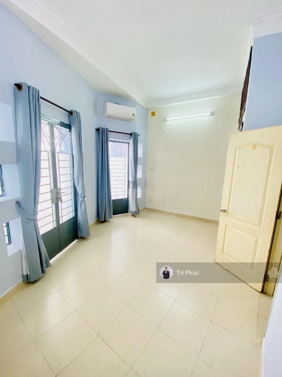 Gấp bán chỉ hơn 6 tỷ nhà 4 tầng khu Phan Xích Long Phú Nhuận - 45m2 - 4PN - hẻm 3m thông tứ tung