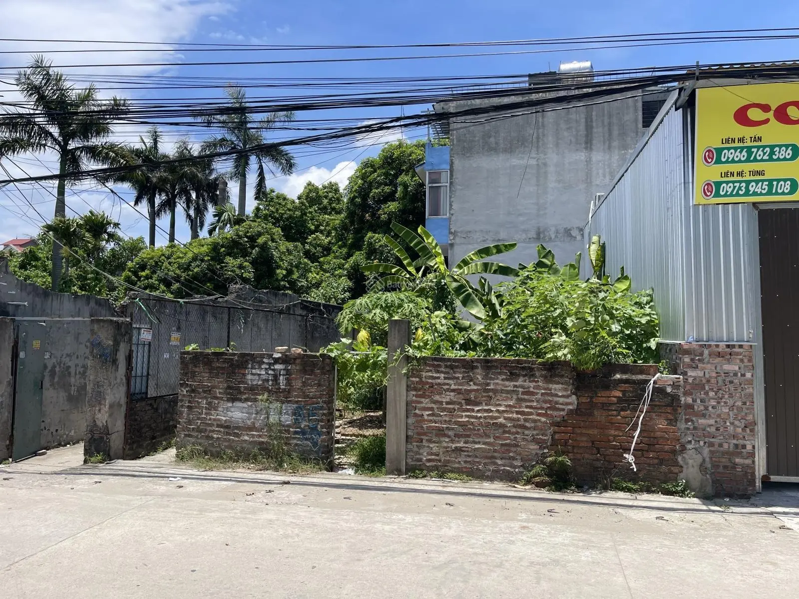 Bán đất kinh doanh, mặt tiền 6.4m. DT 94m2, tại trục chính đường Thiên Biều, Kim Chung, Đông Anh