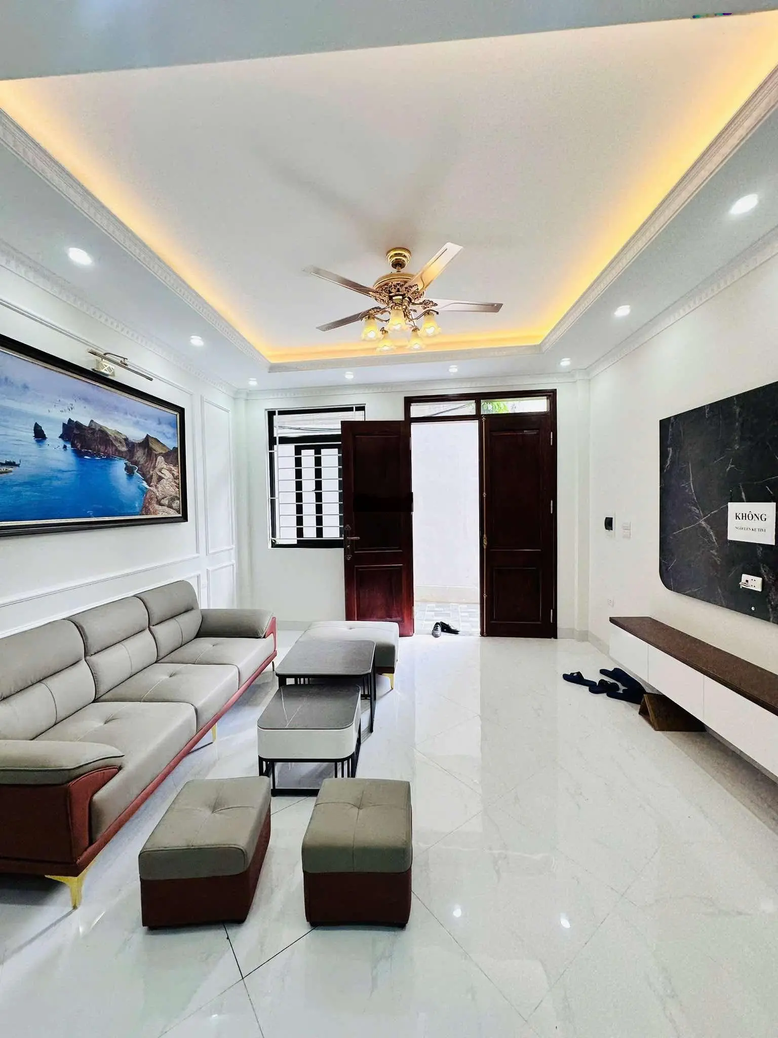 Bán nhà văn hội, 35 m2, 5 tầng, lô góc, full nội thất. cách ô tô tránh 28 m, giá 6.95 tỷ