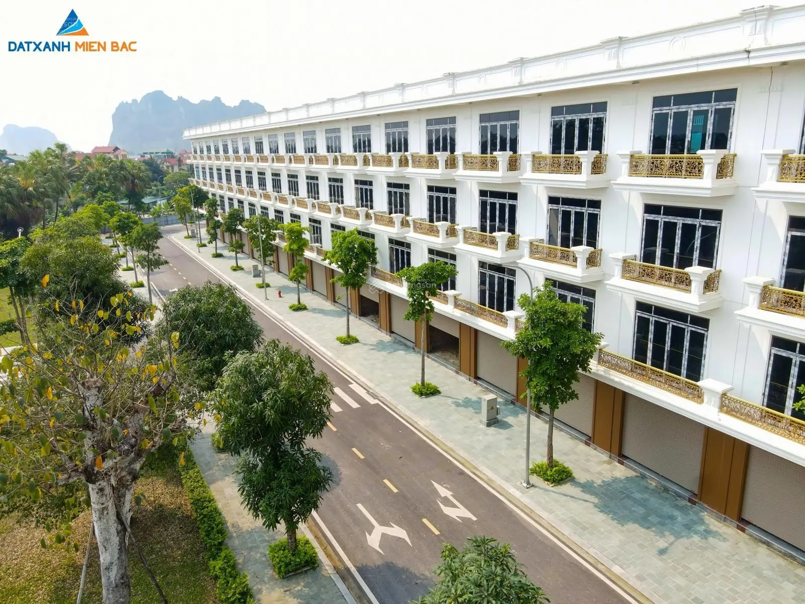 Nhà liền kề đẹp trung tâm TP Thanh Hóa, công viên, hồ điều hòa, chỉ 3,2 tỷ