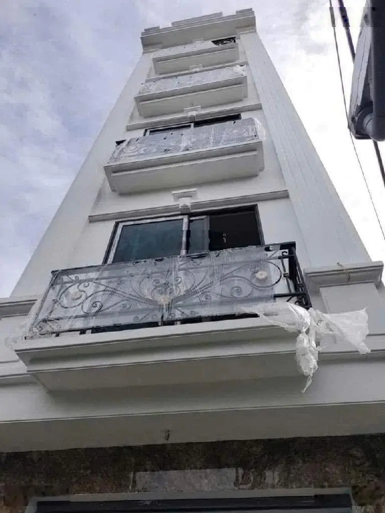 Hiếm có khó tìm - mặt ngõ thông - mới koong 5 tầng - trung tâm Thanh Trì, ngõ 298 Yên Ngưu