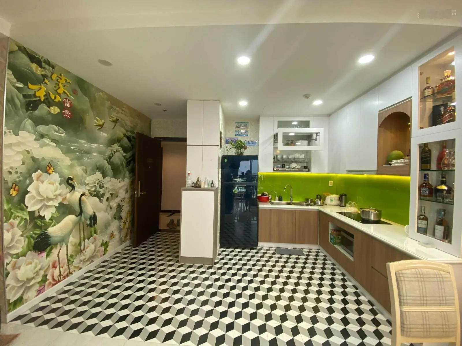 Bán C/C Orchard Parkview, 85m2, 3 phòng, Giá 5.6 tỷ, view đông nam - Đ/C: 130 Hồng Hà, Phú Nhuận