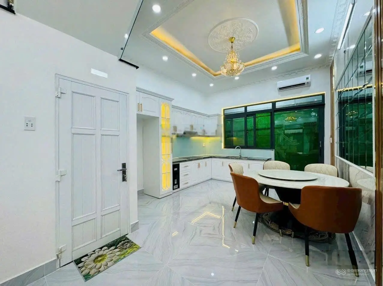 Bán nhà mới đẹp hẻm xe hơi 1806 đường Huỳnh Tấn Phát - 4mx19m gần Phú Mỹ Hưng xe hơi đậu trong nhà