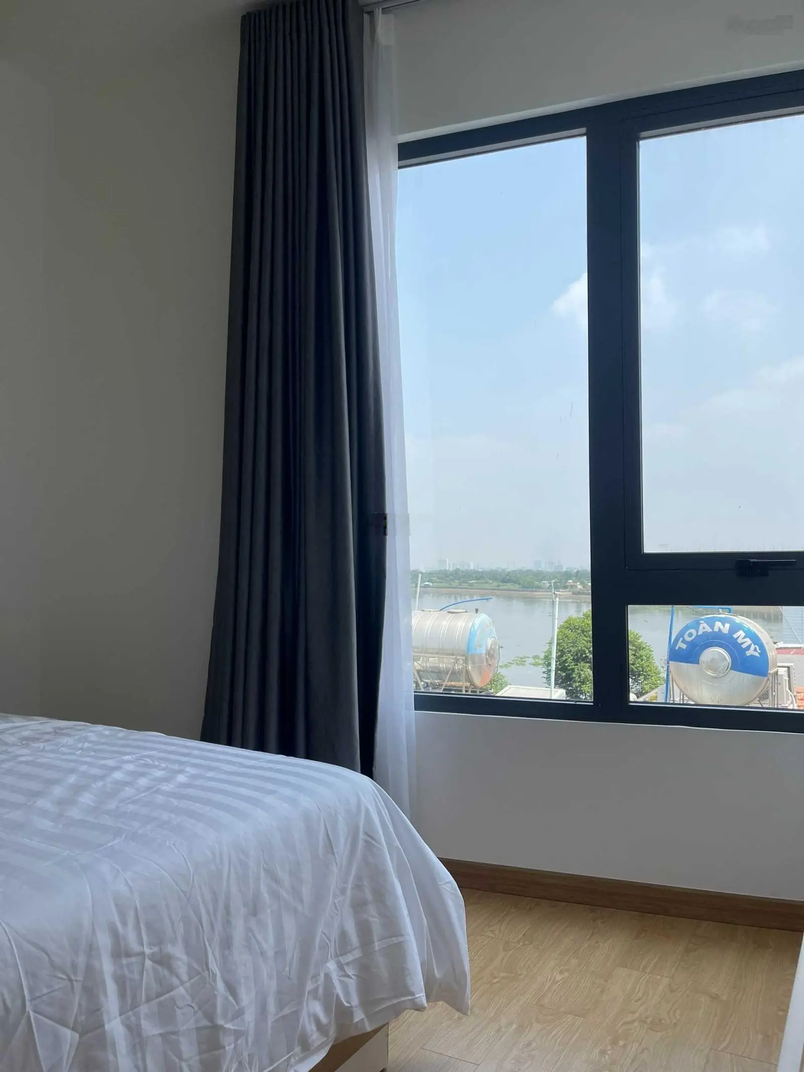 Bán căn hộ dịch vụ khu phố Tây Thảo Điền Quận 2 TP Thủ Đức có nguồn thu nhập ổn định