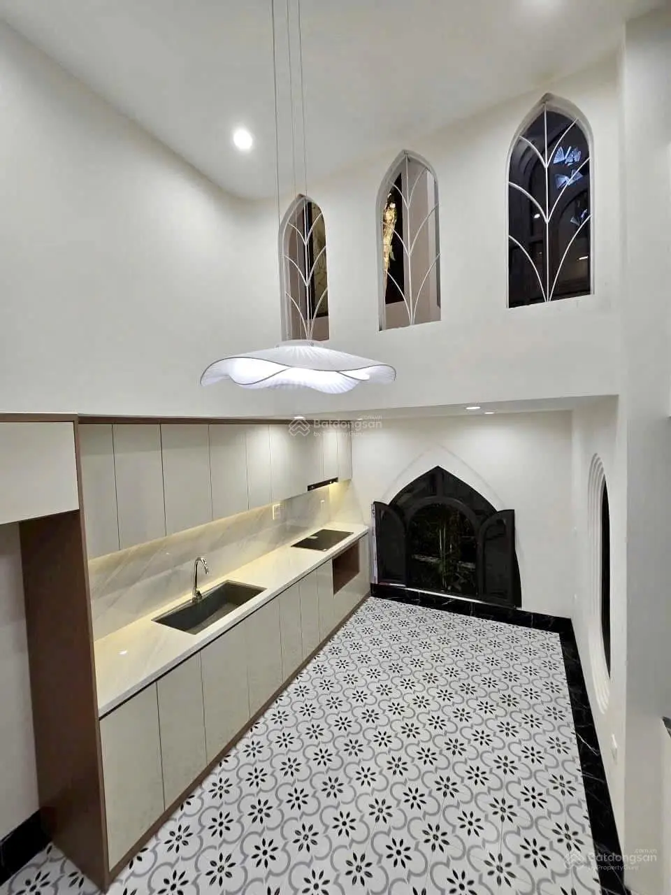 Bán nhà riêng tại Phố Trạm, 222 triệu, 36m2, view đẹp, uy tín, Long Biên, Hà Nội. Giá nhỉnh : 7Tỷ
