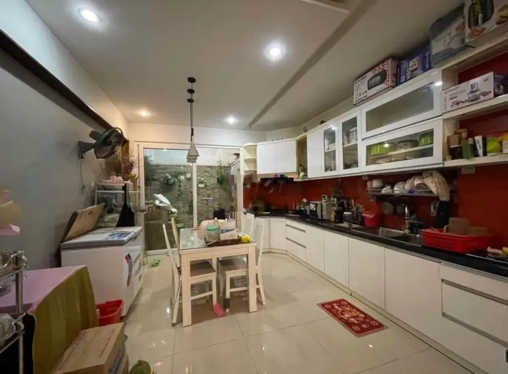 Bán nhà mặt tiền 80m2 đường Lê Hiến Mai rộng 13m VCN Phước Hải