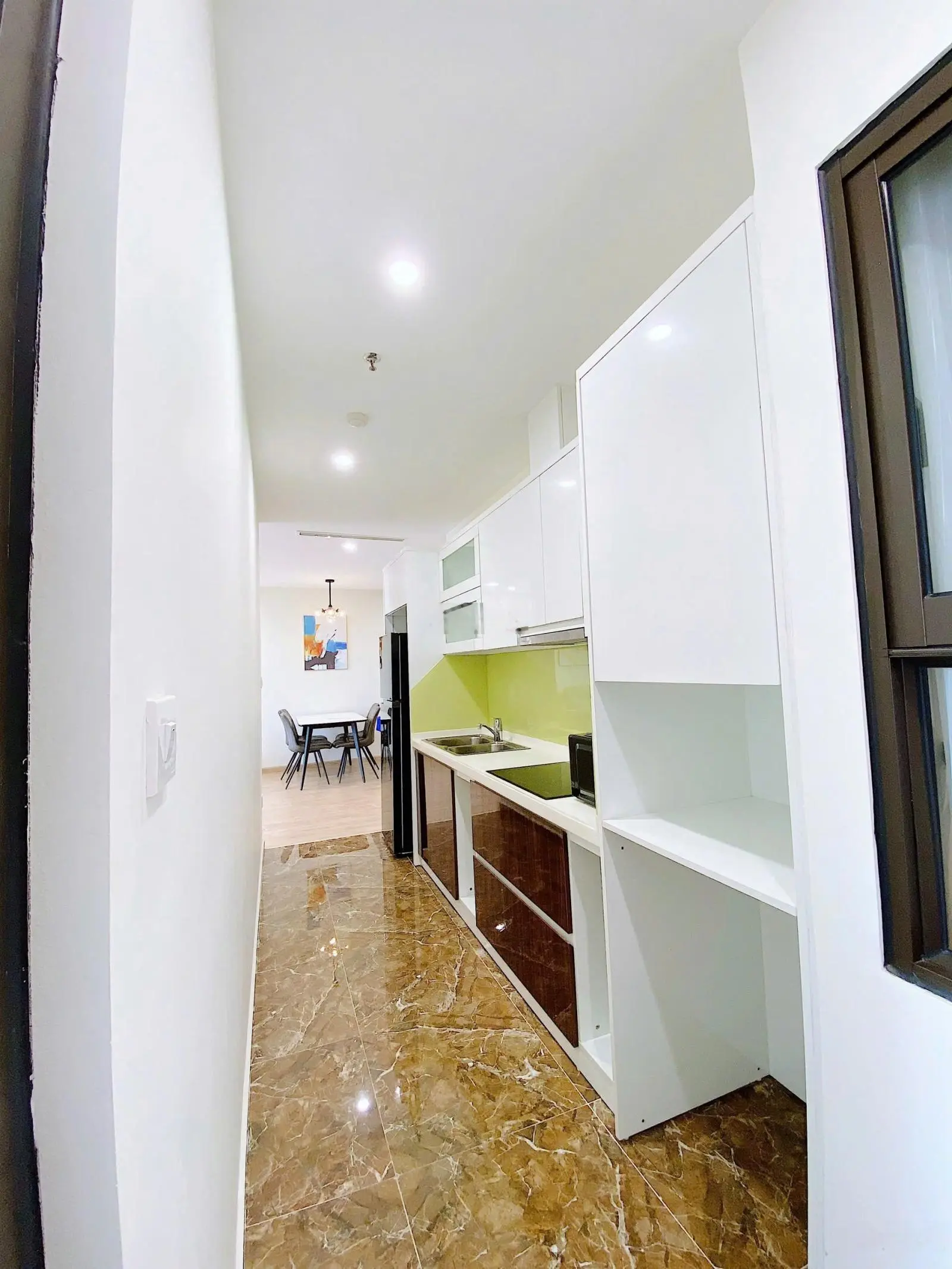 Chính chủ bán căn hộ 2 ngủ Florence Mỹ Đình đầy đủ nội thất giá chỉ nhỉnh 5 tỷ