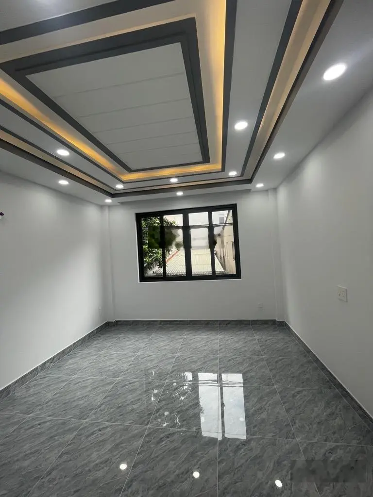 Bán nhà Nguyễn Khoái Quận 4 - hẻm ôtô - 52m2 - 5 tỷ nhỉnh - 4 tầng - khu dân trí cao an ninh