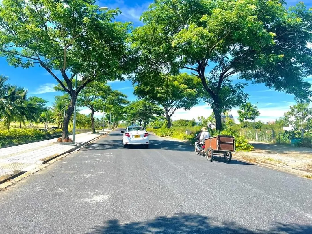 Bán đất biệt thự view kênh sinh thái FPT City Đà Nẵng, giá chỉ 26tr/m2