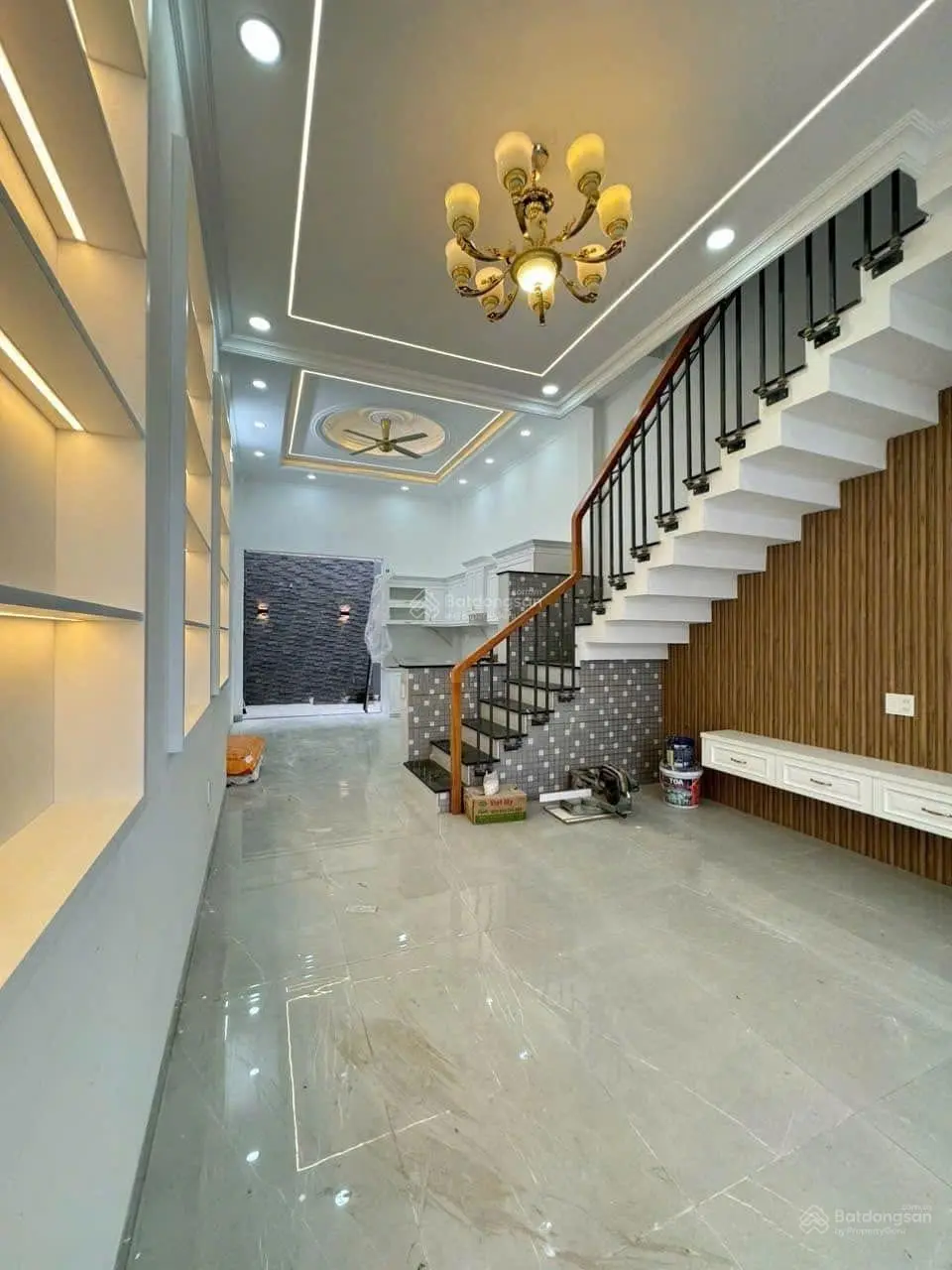 Bán nhà đẹp 4 tầng tại đường hiệp bình dt 68m2, 5 pn, nhiều tiện ích sổ hồng hoàn công chính chủ