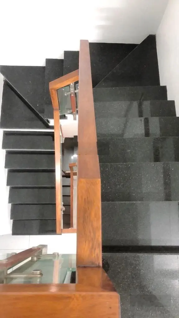 Sáp mai võng la ,Đông Anh , bán nhà 3 tầng dân xây mới ở sướng ,đường thông ô tô 7 chỗ đỗ cửa
